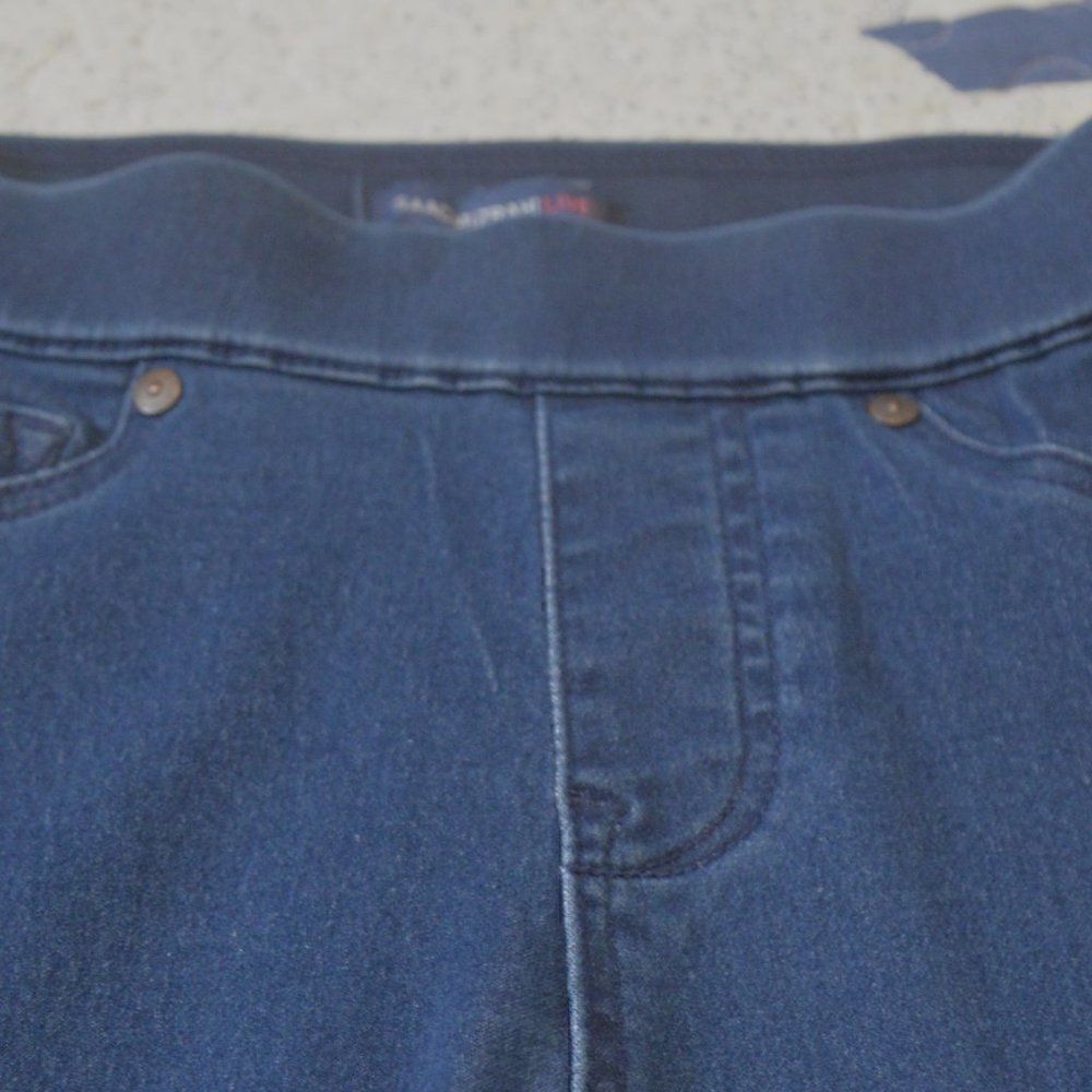 2/$10 Isaac Mizrahi Size 2 Pull-on Jeans MUST BUNDLE FOR THIS PRICE - Picture 7 of 7